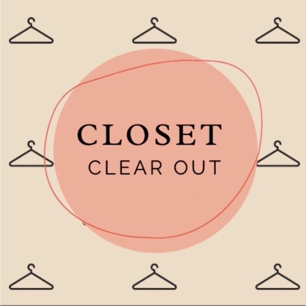 Every Friday & Sunday! $4.95 shipping on Poshmark! Please see info below 🛍️🛒📦🎀🚛📬